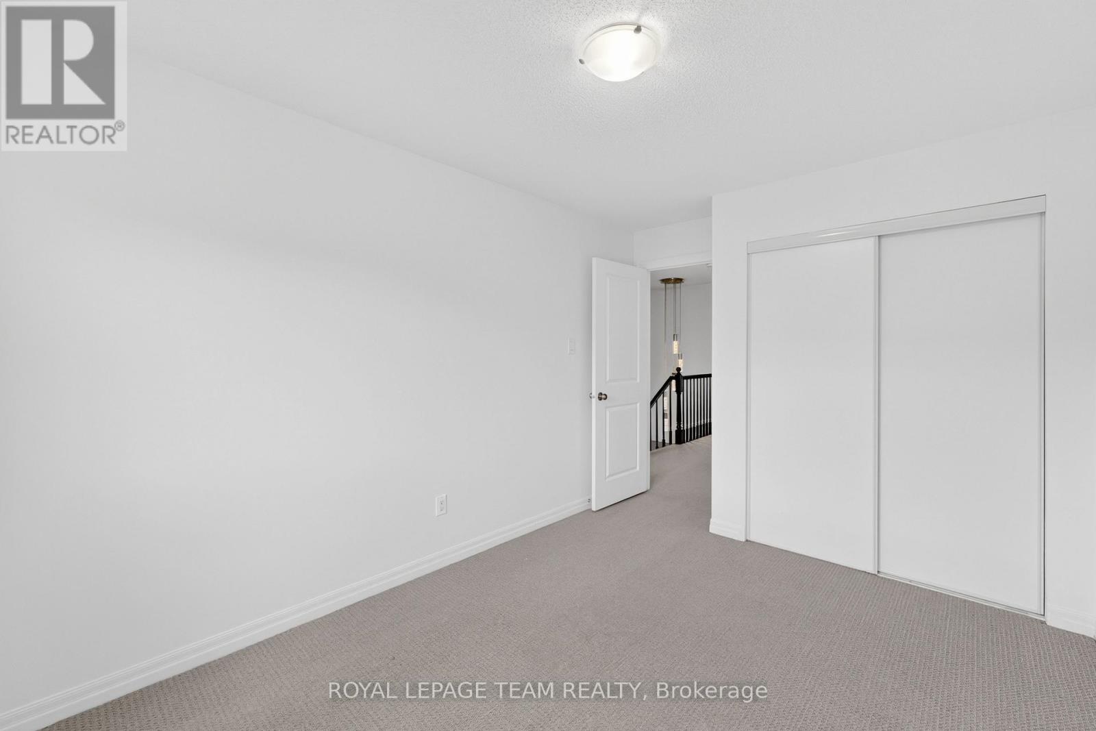 605 Sunburst Street, Ottawa, Ontario  K1T 0L1 - Photo 25 - X13411732