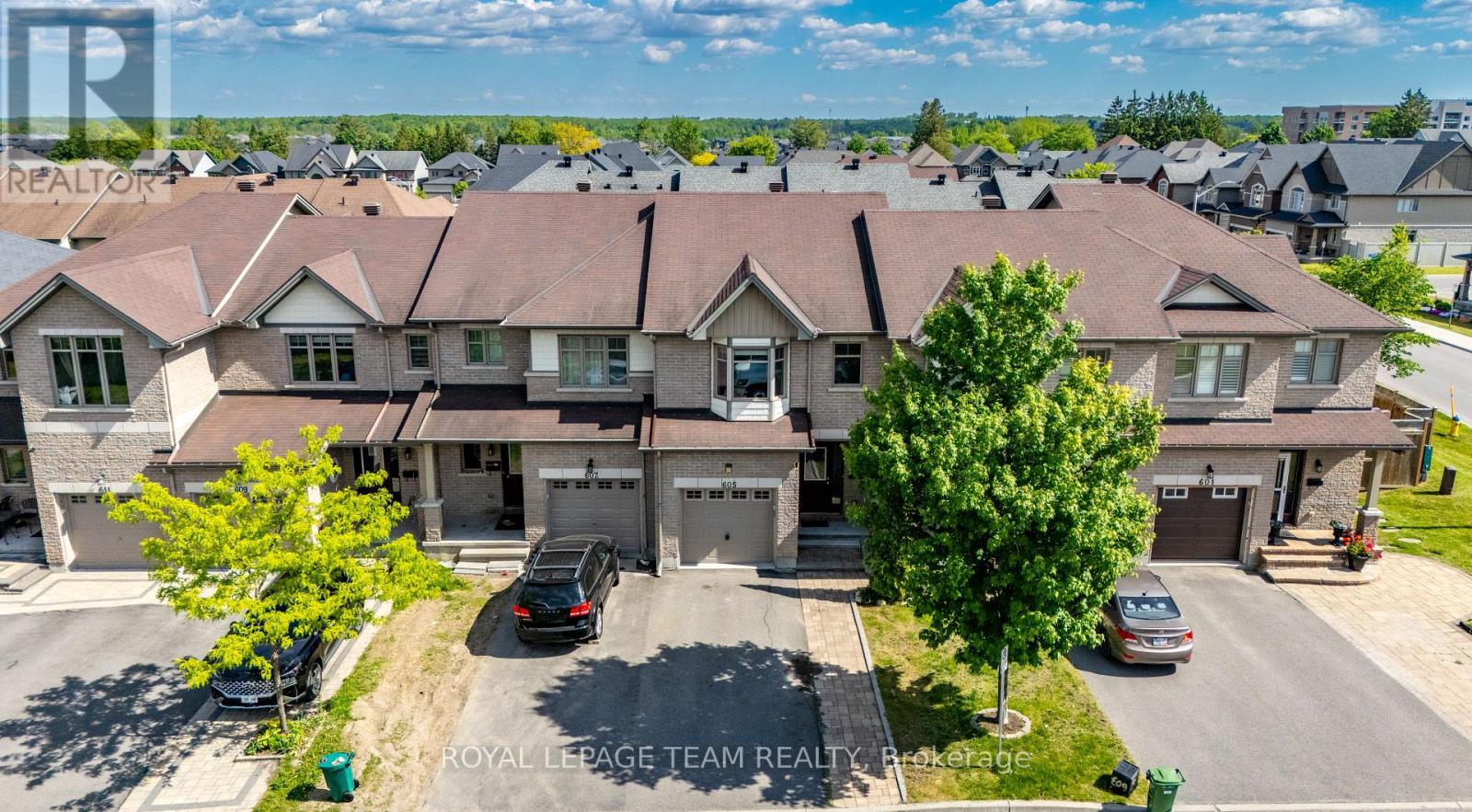 605 Sunburst Street, Ottawa, Ontario  K1T 0L1 - Photo 3 - X13411732