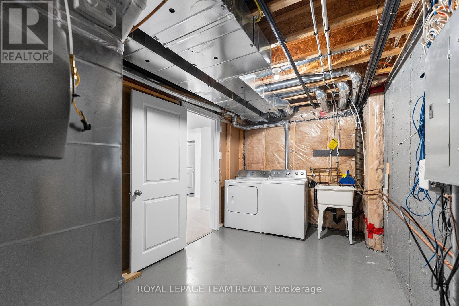 605 Sunburst Street, Ottawa, Ontario  K1T 0L1 - Photo 34 - X13411732