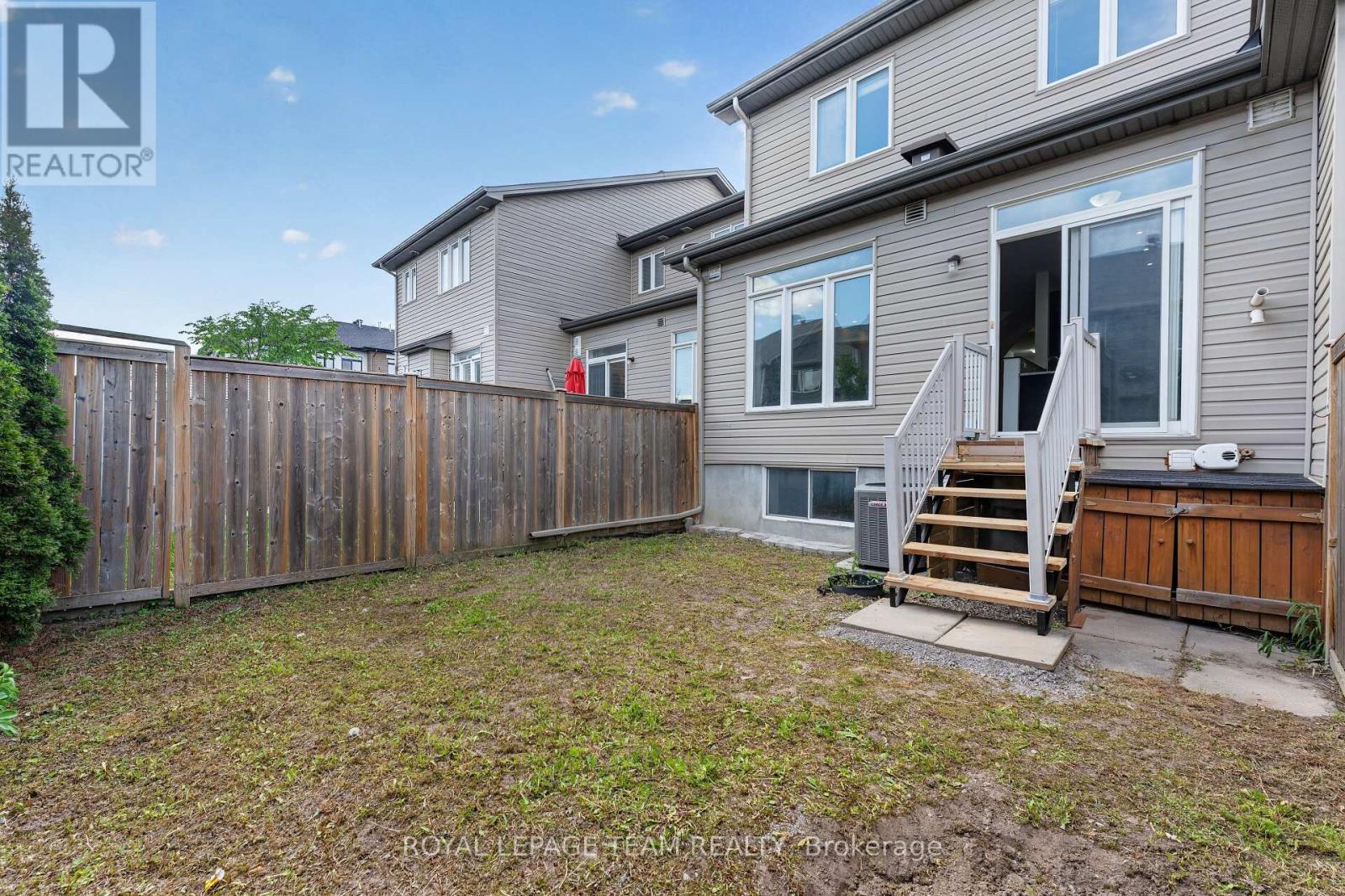 605 Sunburst Street, Ottawa, Ontario  K1T 0L1 - Photo 37 - X13411732