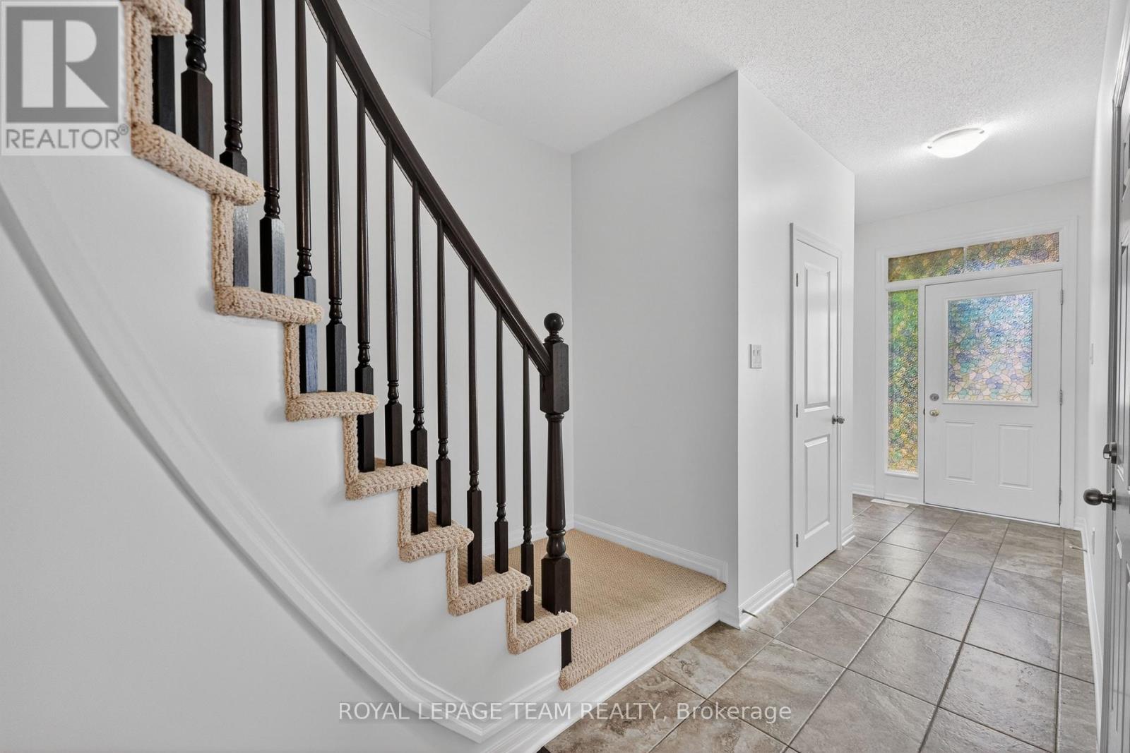 605 Sunburst Street, Ottawa, Ontario  K1T 0L1 - Photo 7 - X13411732