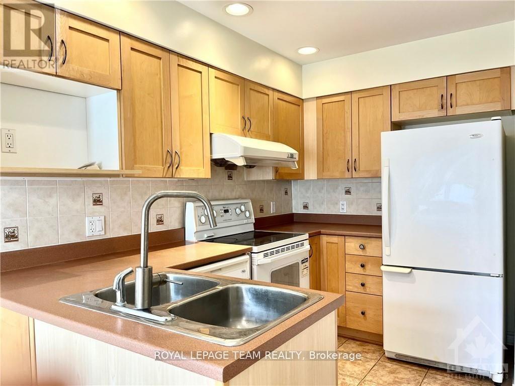 39 Bellrock Drive, Ottawa, Ontario  K2K 3J4 - Photo 10 - X13411794