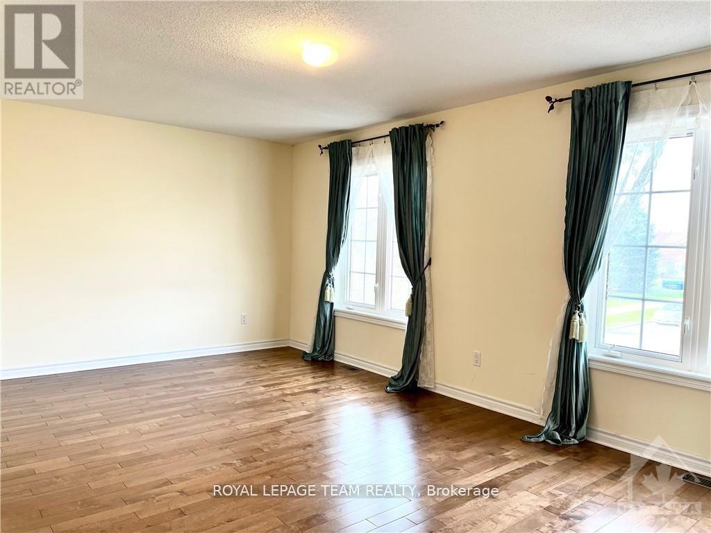 39 Bellrock Drive, Ottawa, Ontario  K2K 3J4 - Photo 15 - X13411794