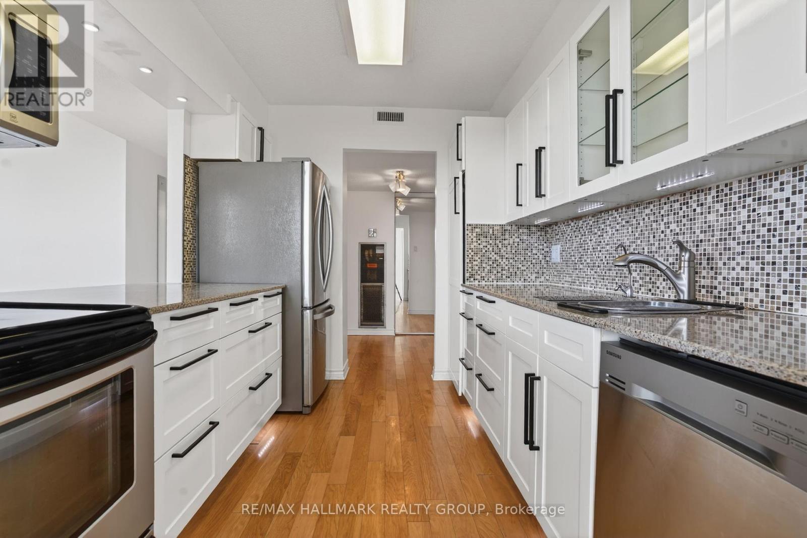 1510 - 200 Lafontaine Avenue, Ottawa, Ontario  K1L 8K8 - Photo 11 - X13412018