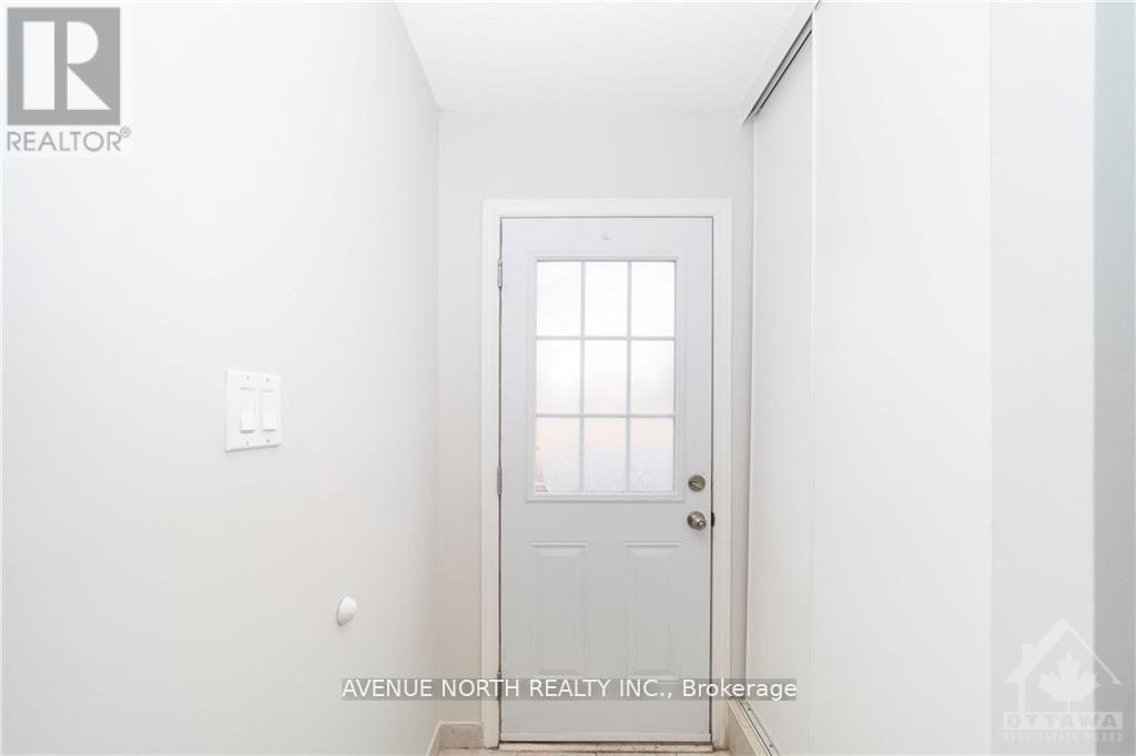 50 - 1959 Greenway Parkway, Ottawa, Ontario  K1B 5A9 - Photo 3 - X13412384