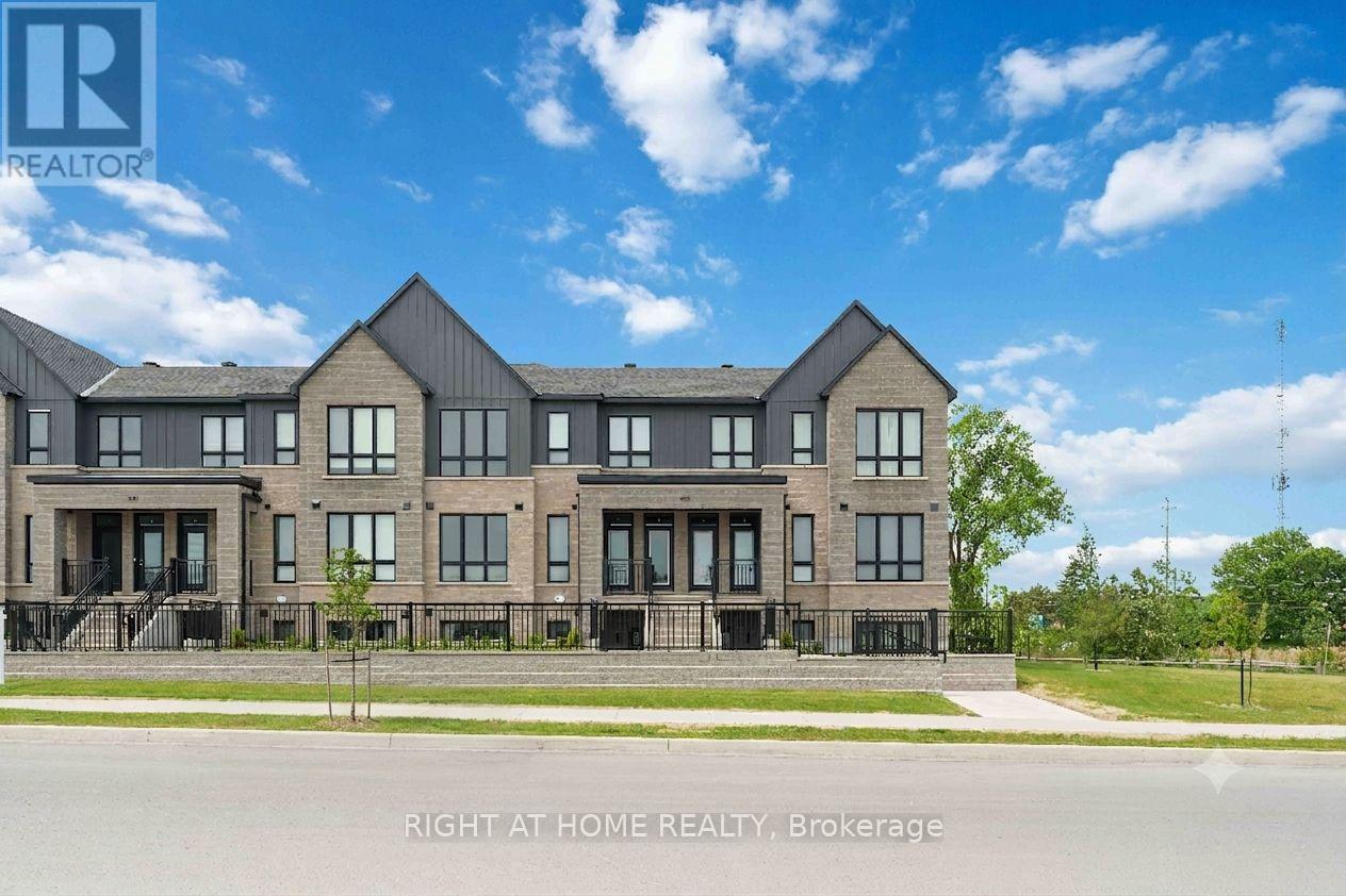 D - 800 Roger Griffiths Avenue, Ottawa, Ontario  K2S 3A9 - Photo 1 - X13412442