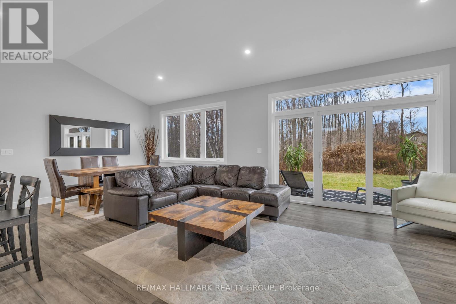 1077 Shearer Drive, Brockville, Ontario  K6V 7K1 - Photo 6 - X13412526
