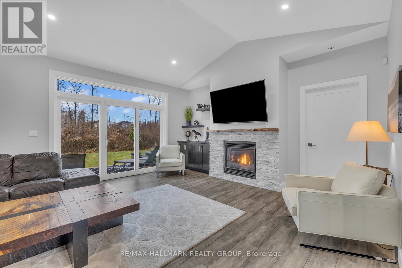 1077 Shearer Drive, Brockville, Ontario  K6V 7K1 - Photo 7 - X13412526