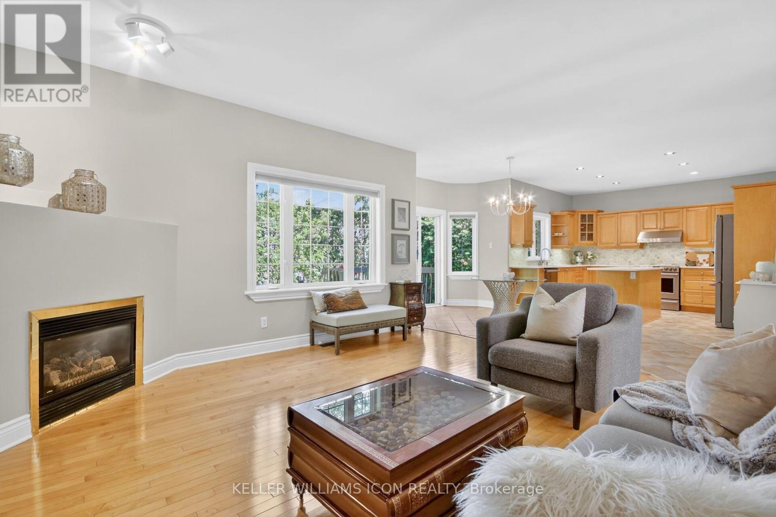 136 Shaughnessy Crescent, Ottawa, Ontario  K2K 2N3 - Photo 12 - X13412744