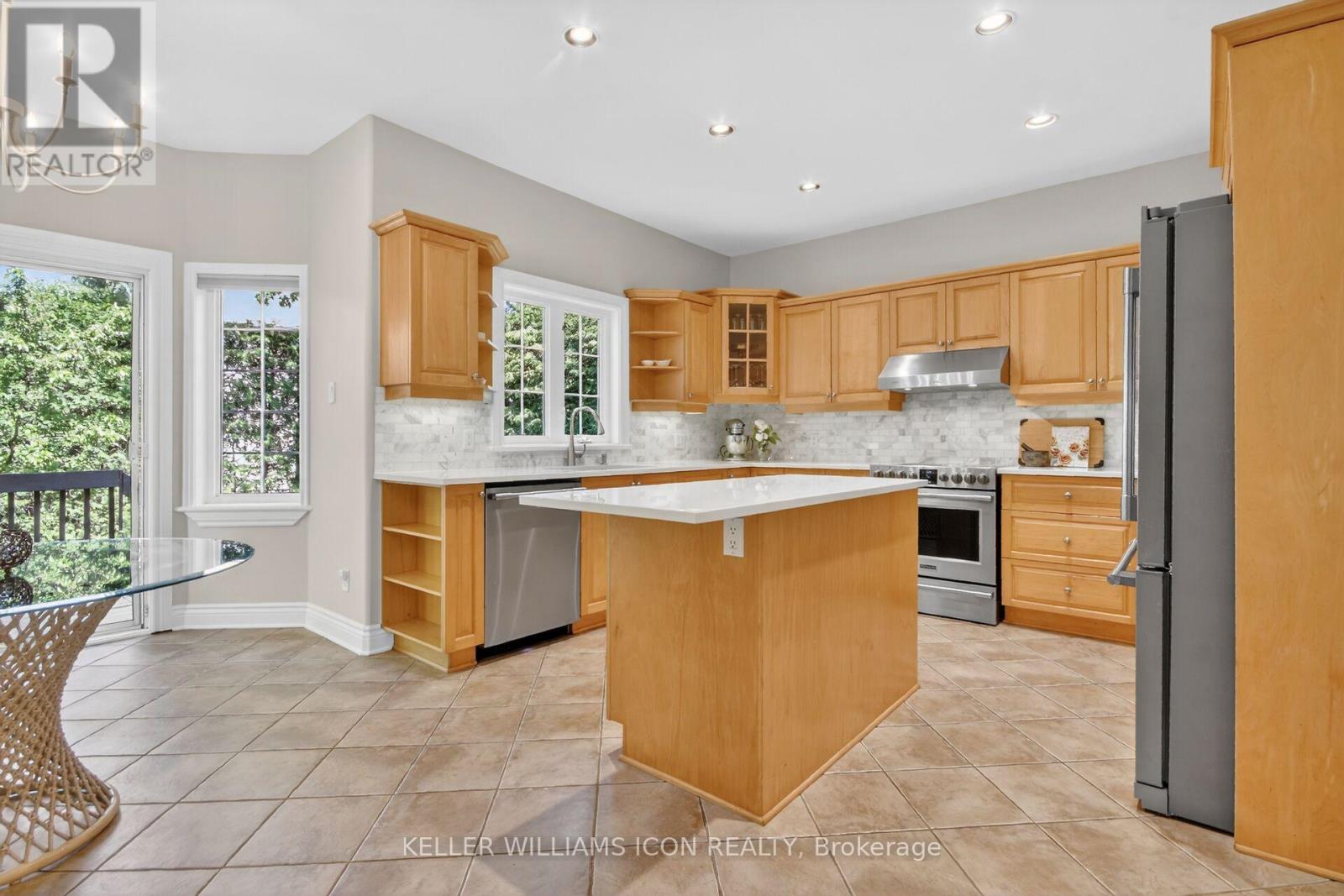 136 Shaughnessy Crescent, Ottawa, Ontario  K2K 2N3 - Photo 16 - X13412744