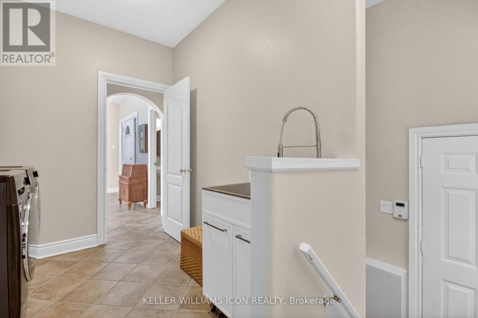 136 Shaughnessy Crescent, Ottawa, Ontario  K2K 2N3 - Photo 22 - X13412744