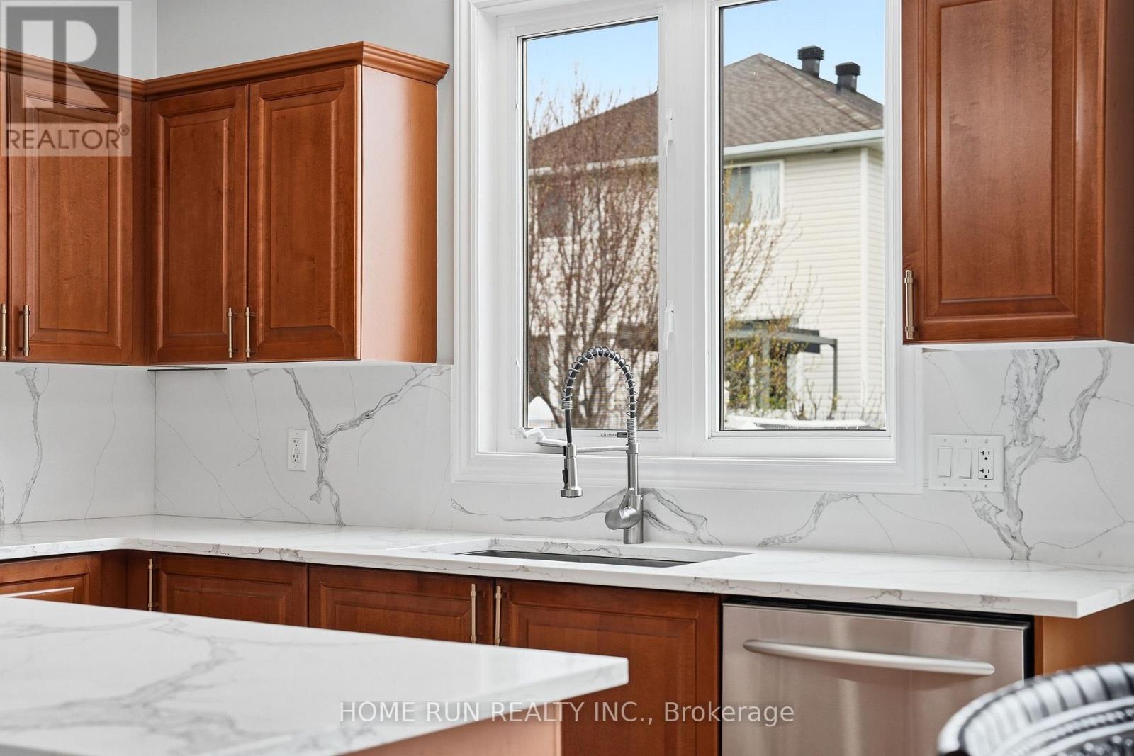 96 Woliston Crescent, Ottawa, Ontario  K2W 1G2 - Photo 14 - X13412772
