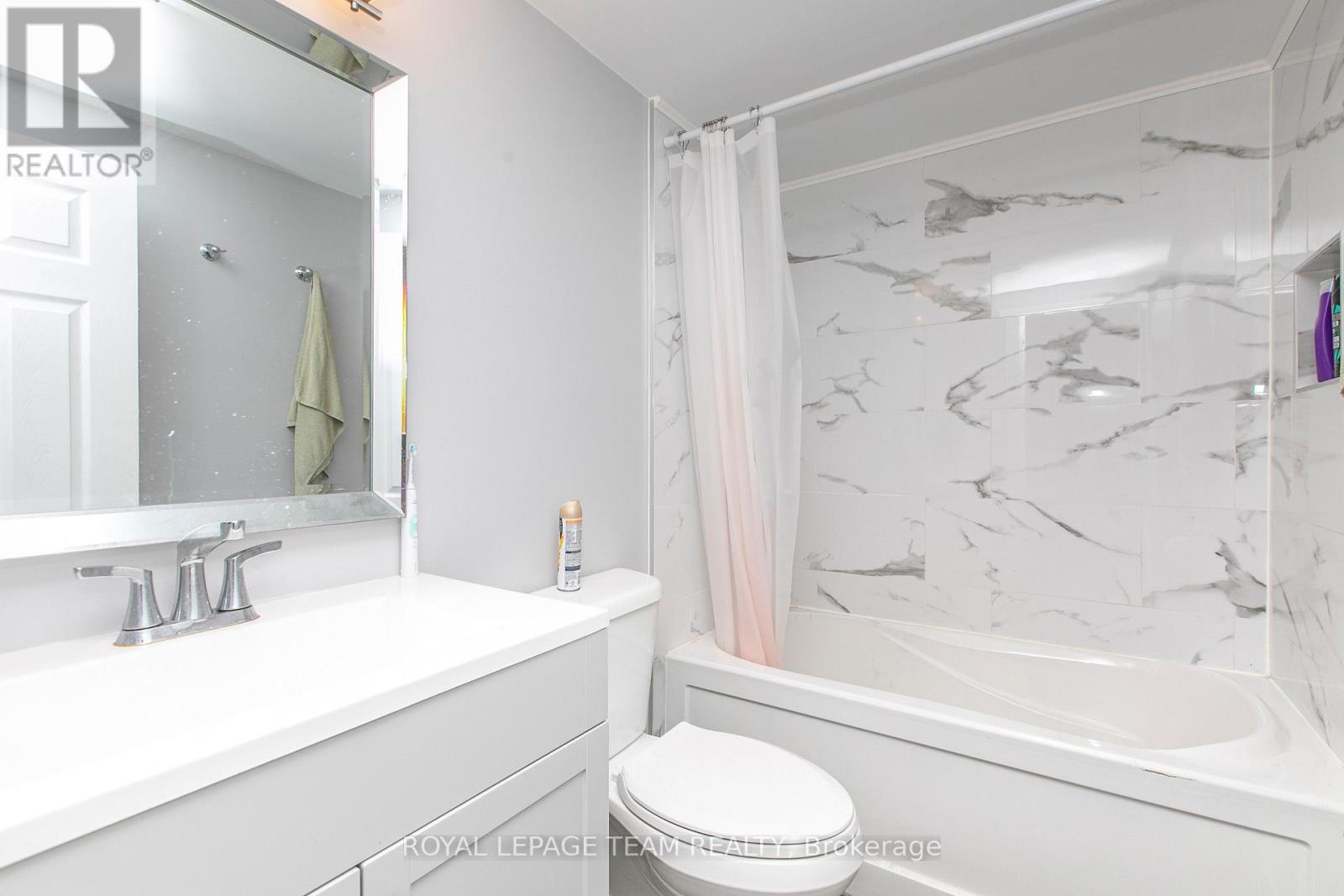 2 - 1579 Digby Street, Ottawa, Ontario  K1G 0P5 - Photo 13 - X13412858