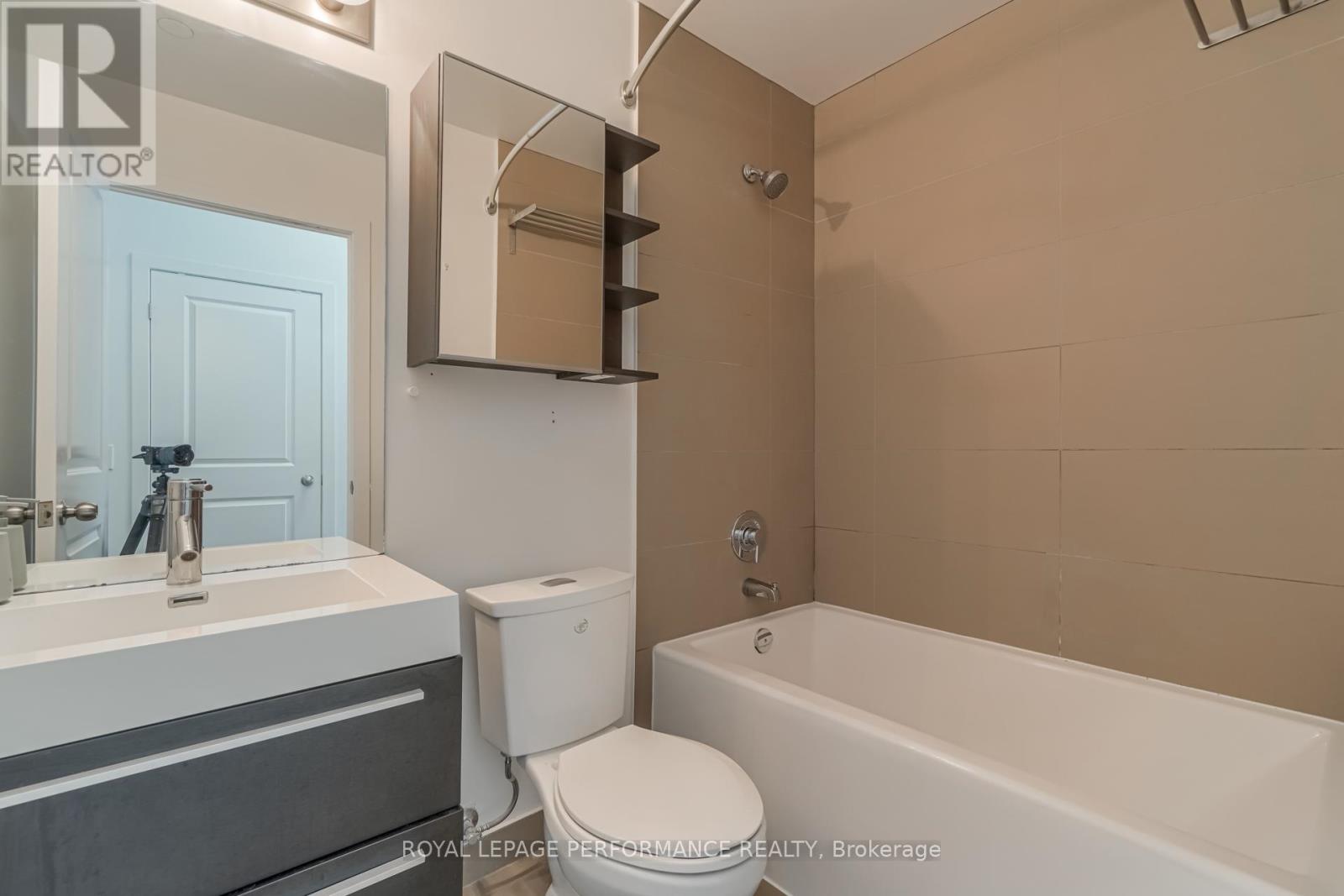 103 - 8 Fieldway Road, Toronto, Ontario  M8Z 3L1 - Photo 16 - W13412920