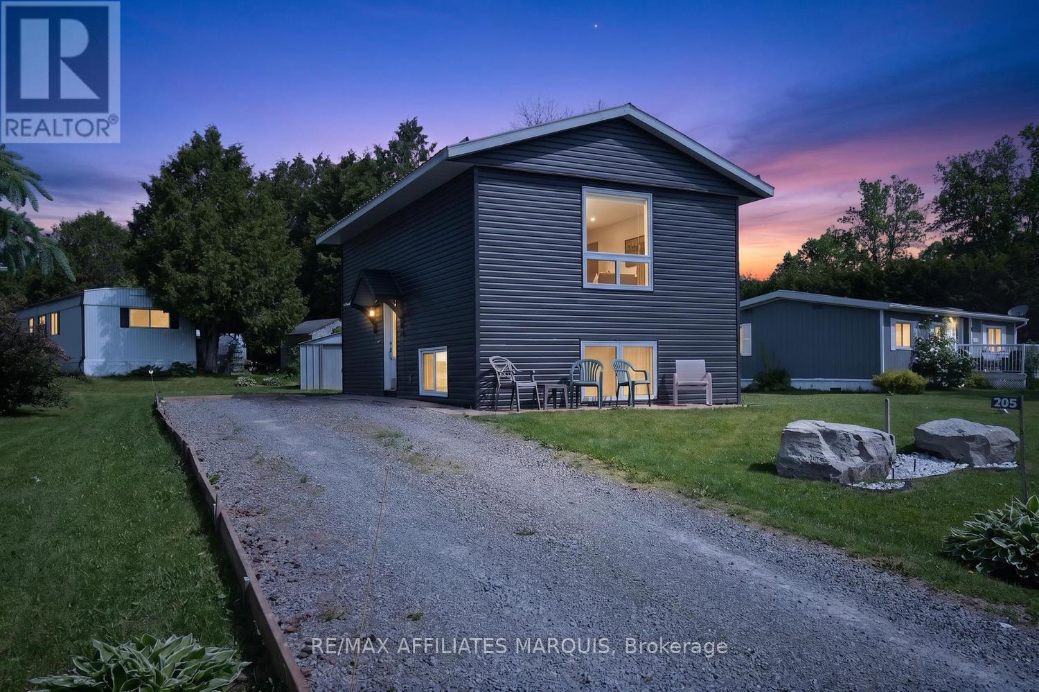 205 - 26 Salmon Side Road, Rideau Lakes, Ontario  K7A 4S5 - Photo 1 - X13413016