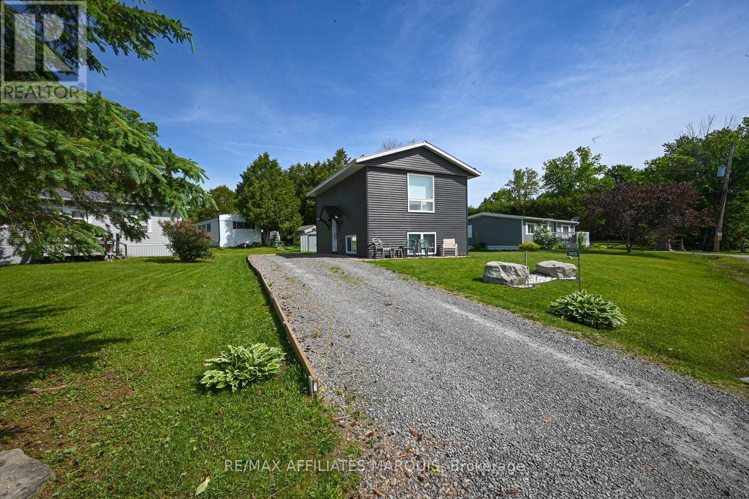 205 - 26 Salmon Side Road, Rideau Lakes, Ontario  K7A 4S5 - Photo 3 - X13413016