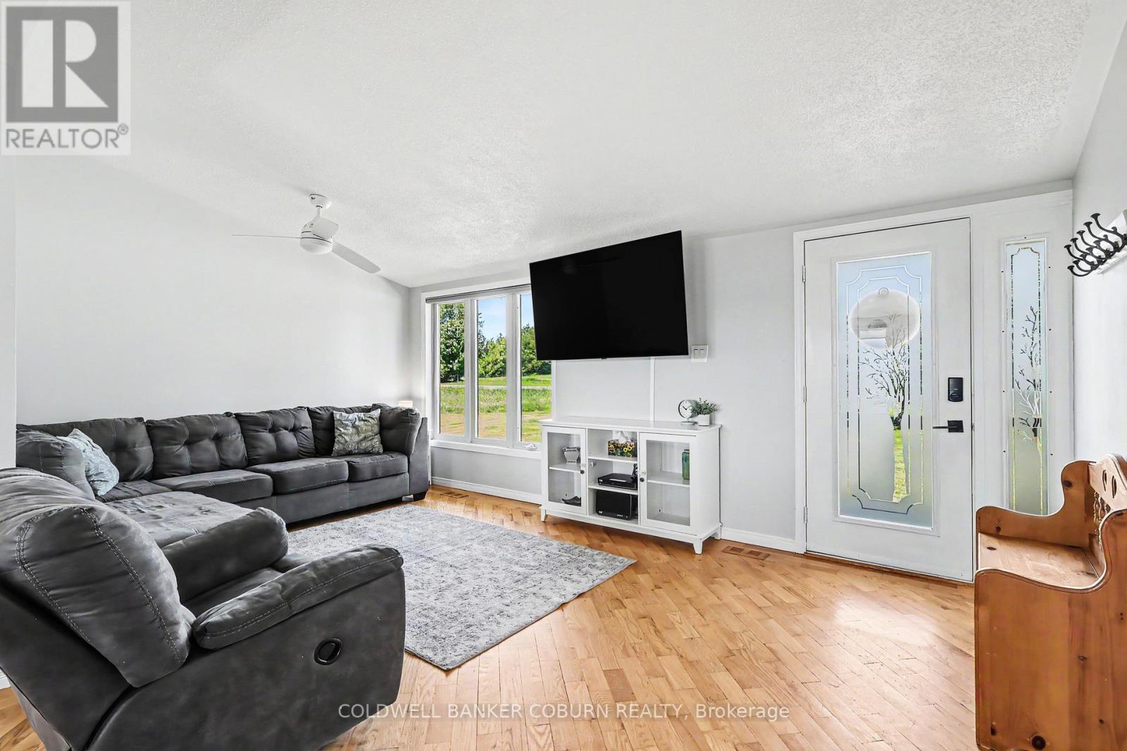 13422 Crump Road, North Dundas, Ontario  K0C 1H0 - Photo 5 - X13413046