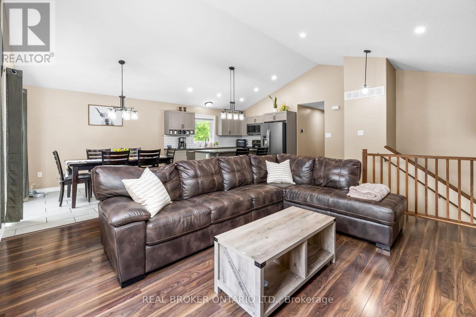 1083 St Fillans Road, Beckwith, Ontario  K7C 0V6 - Photo 10 - X13413172