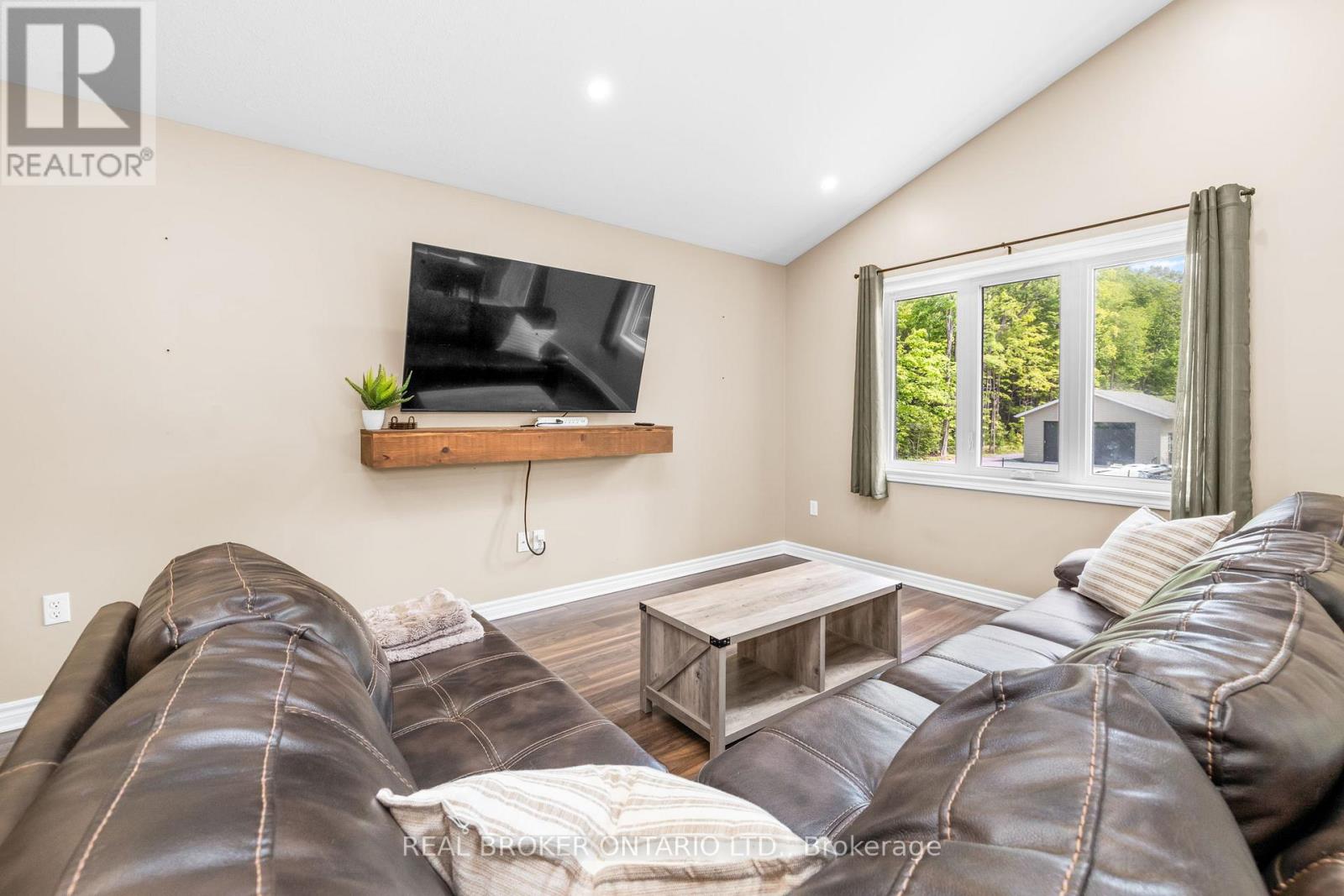 1083 St Fillans Road, Beckwith, Ontario  K7C 0V6 - Photo 8 - X13413172
