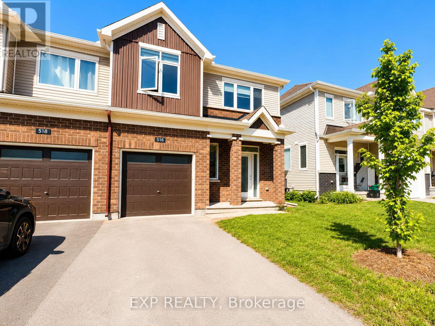 516 Loury Row, Ottawa, Ontario  K1W 0M7 - Photo 2 - X13413200