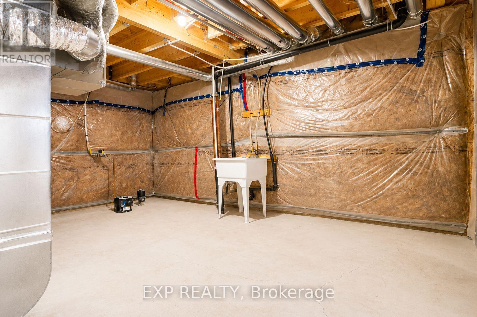 516 Loury Row, Ottawa, Ontario  K1W 0M7 - Photo 39 - X13413200