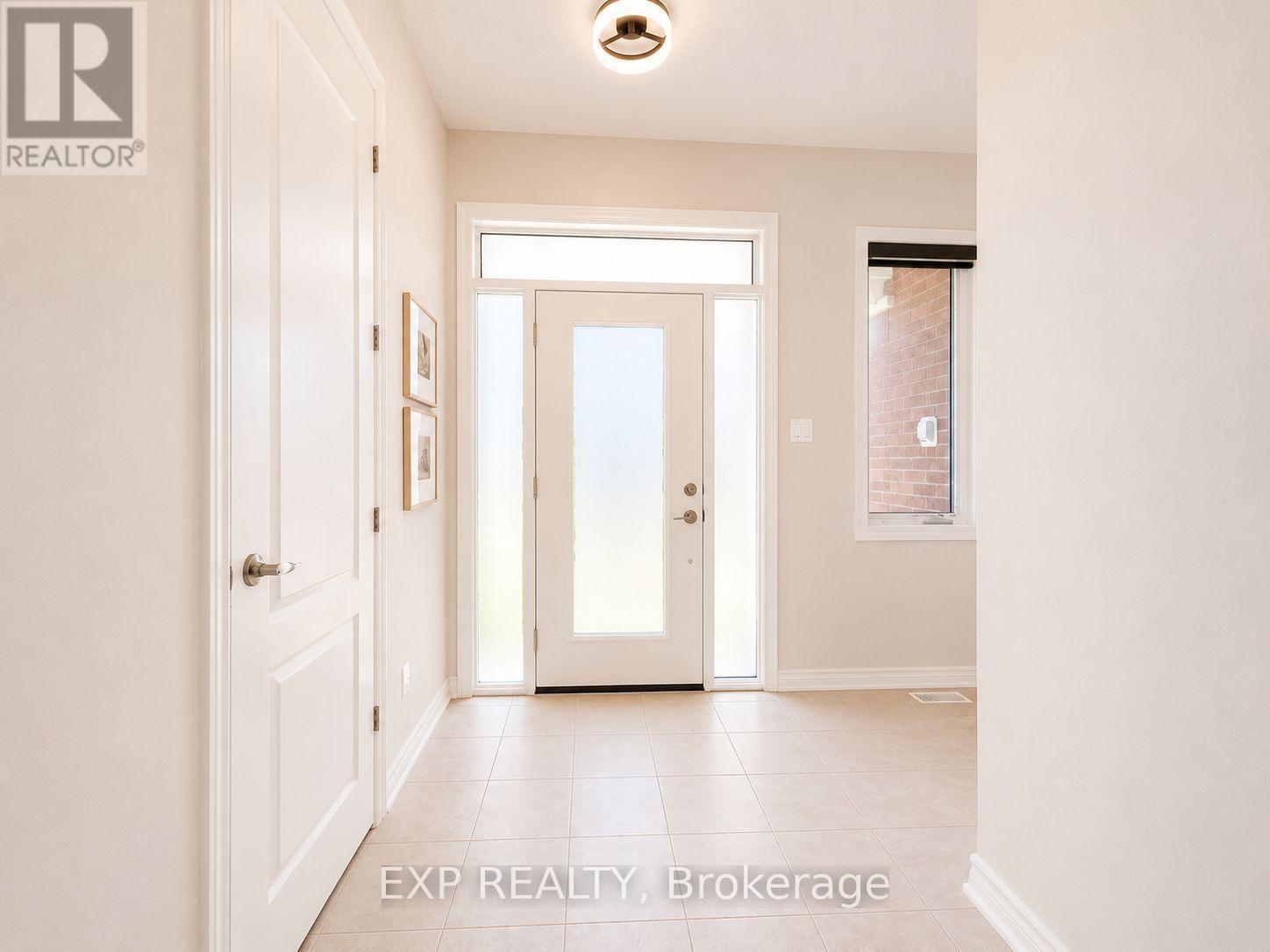 516 Loury Row, Ottawa, Ontario  K1W 0M7 - Photo 6 - X13413200