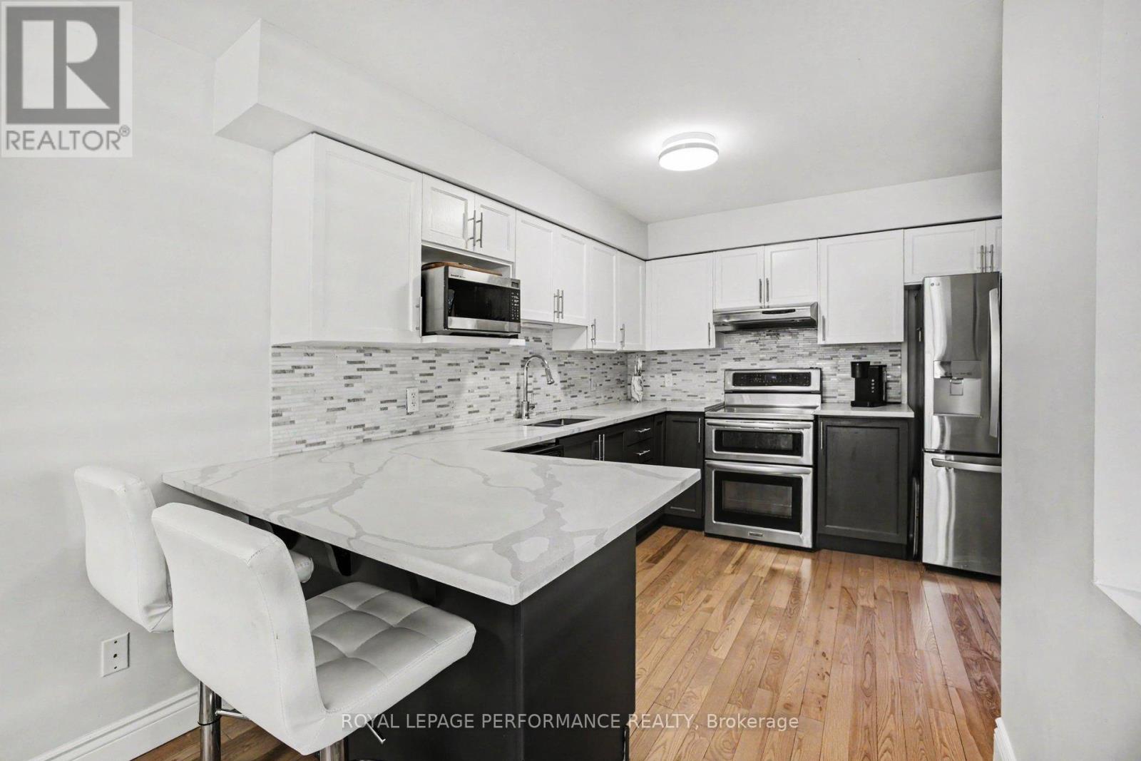 122 Rustwood Private, Ottawa, Ontario  K2J 5L5 - Photo 4 - X13413514
