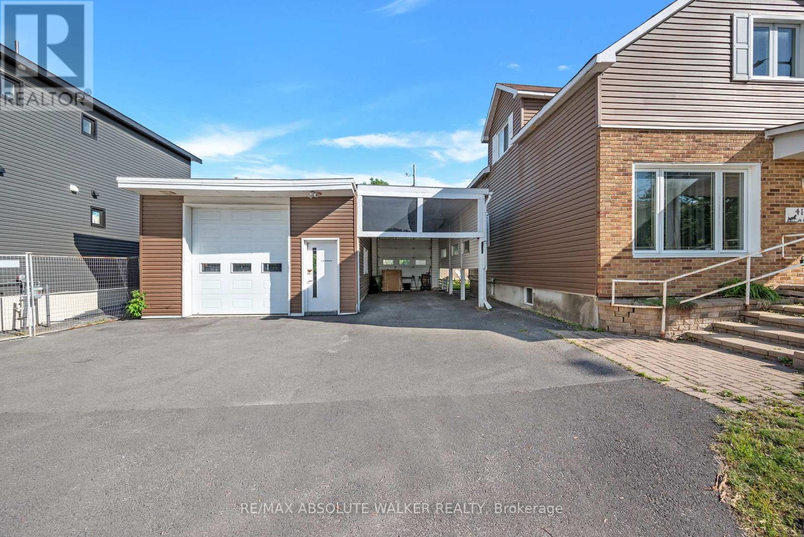 412 Montreal Road, Ottawa, Ontario  K1K 0V4 - Photo 2 - X13413590