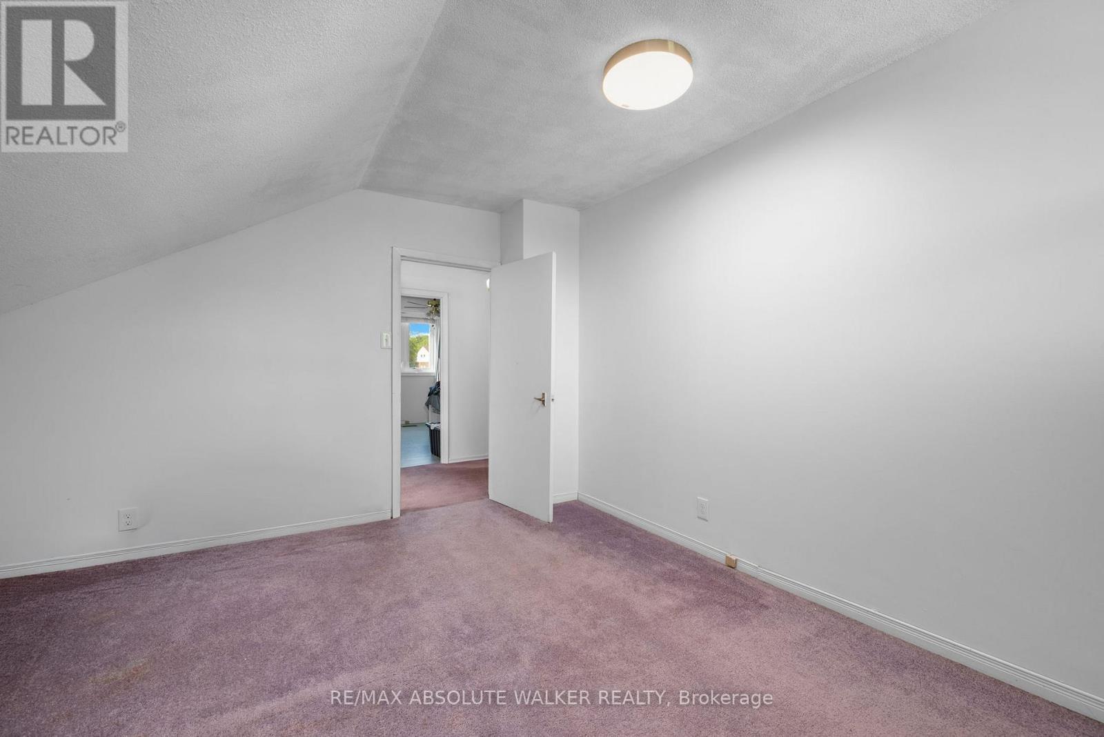 412 Montreal Road, Ottawa, Ontario  K1K 0V4 - Photo 13 - X13413592