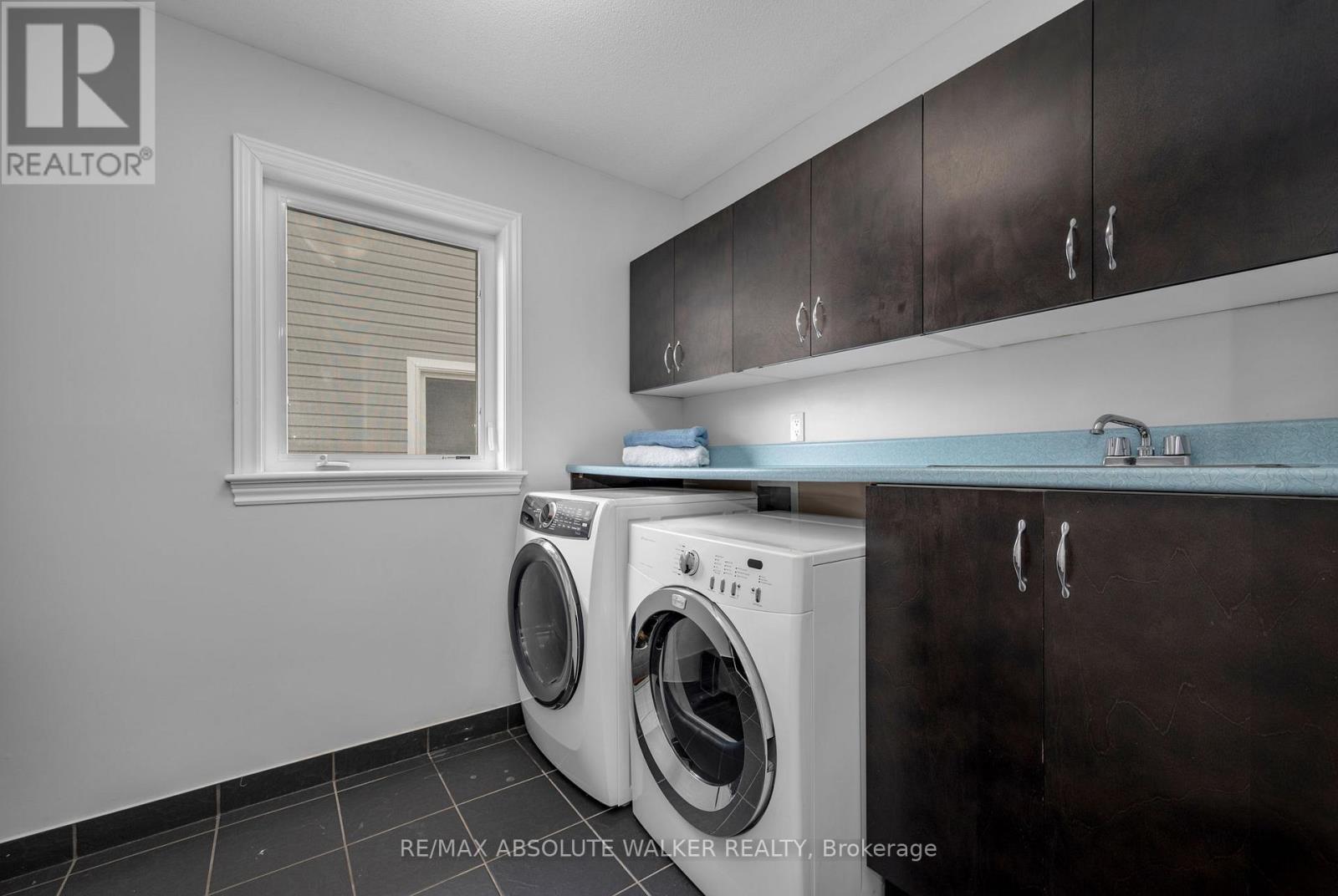 299 Bradwell Way, Ottawa, Ontario  K1T 0G6 - Photo 31 - X13413988