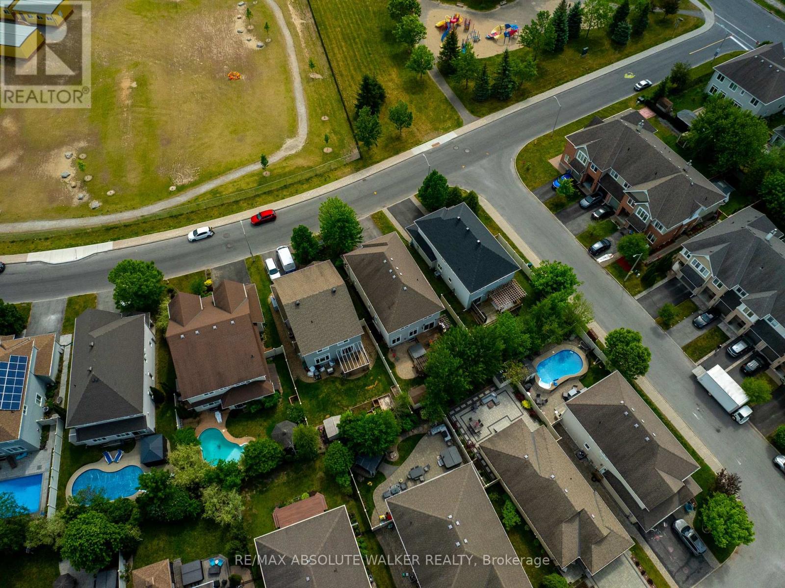 299 Bradwell Way, Ottawa, Ontario  K1T 0G6 - Photo 41 - X13413988