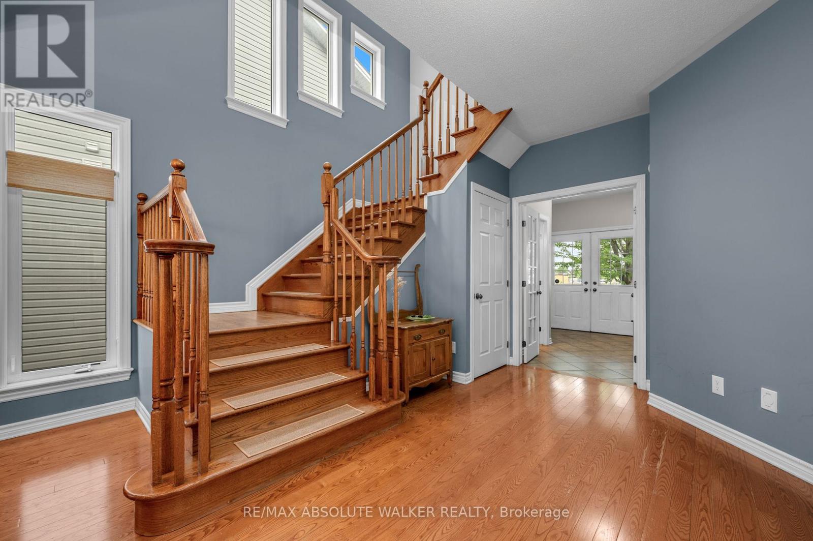 299 Bradwell Way, Ottawa, Ontario  K1T 0G6 - Photo 5 - X13413988