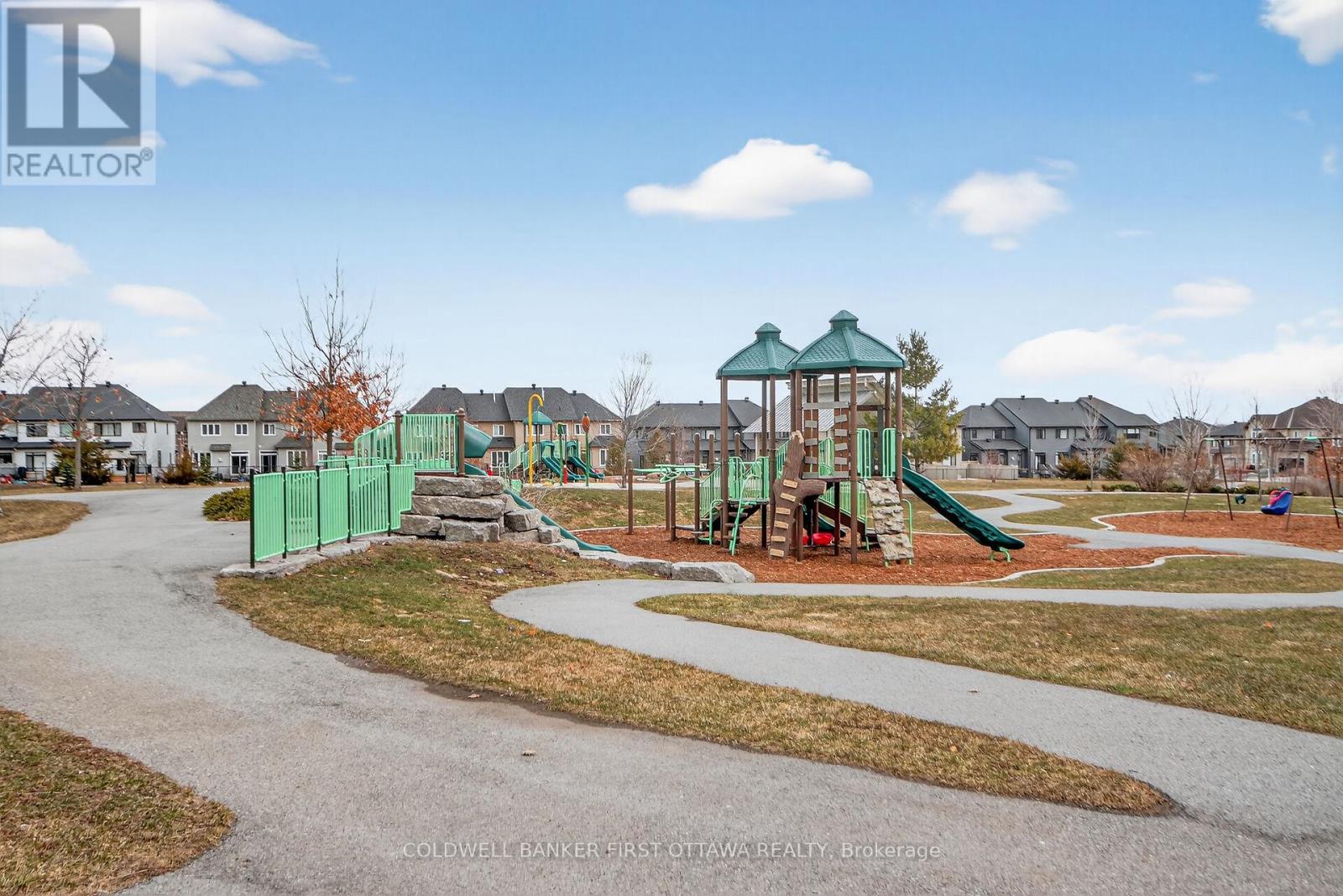 906 Littlerock Street, Ottawa, Ontario  K1T 0N2 - Photo 40 - X13414208