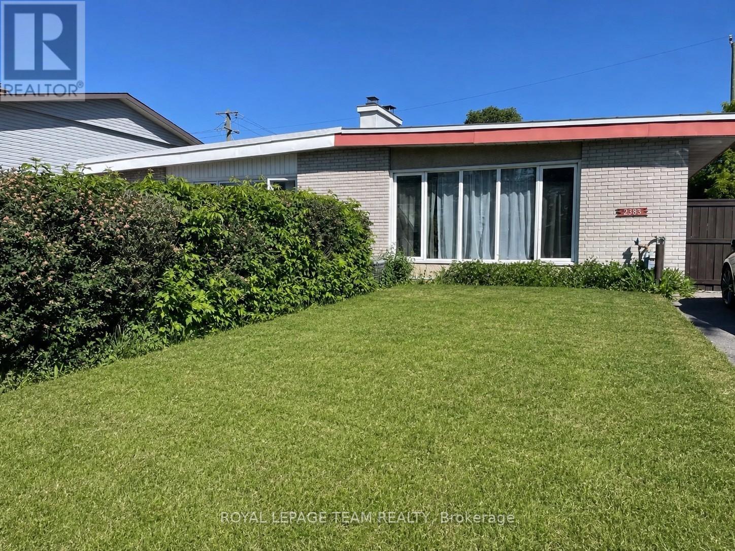 2383 WALKLEY ROAD, Ottawa, Ontario