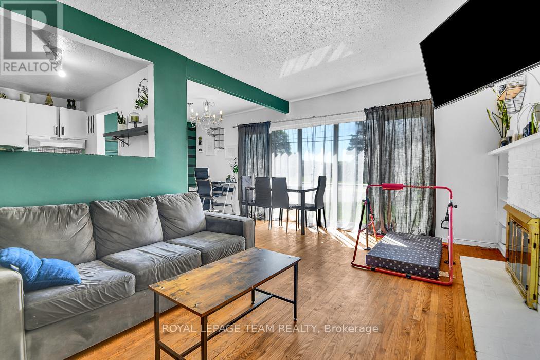 2383 Walkley Road, Ottawa, Ontario  K1G 3H1 - Photo 4 - X13414448