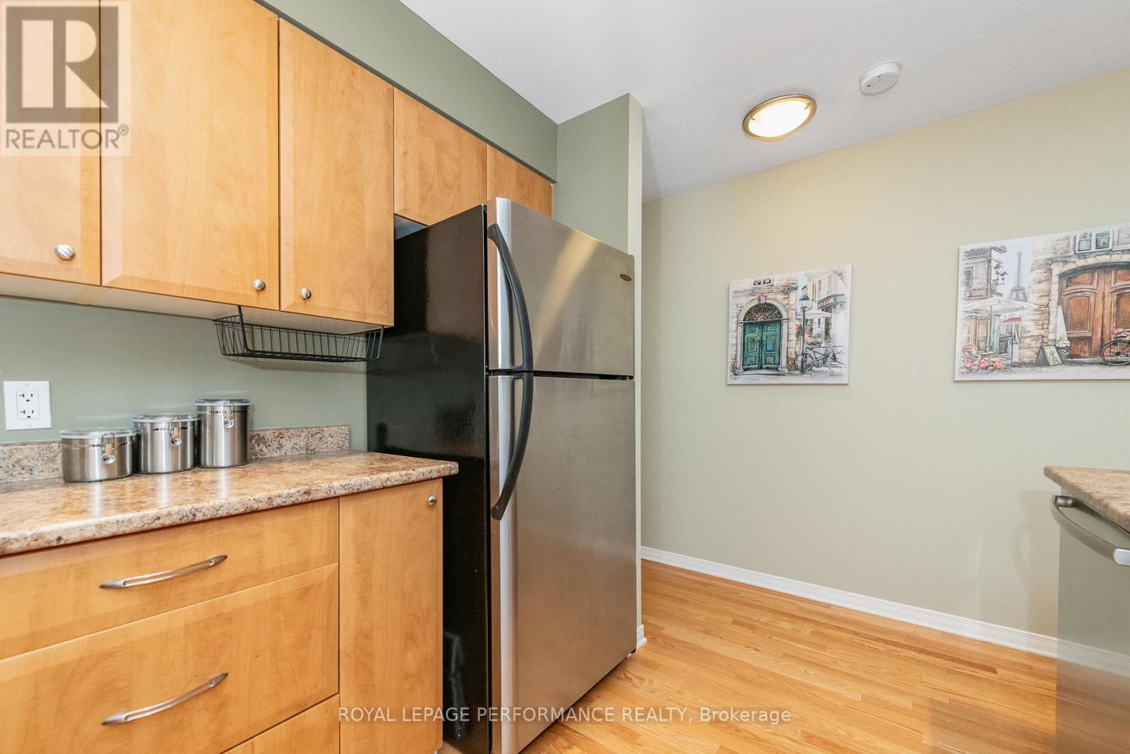 111 Steele Park Private, Ottawa, Ontario  K1J 0J2 - Photo 10 - X13414468