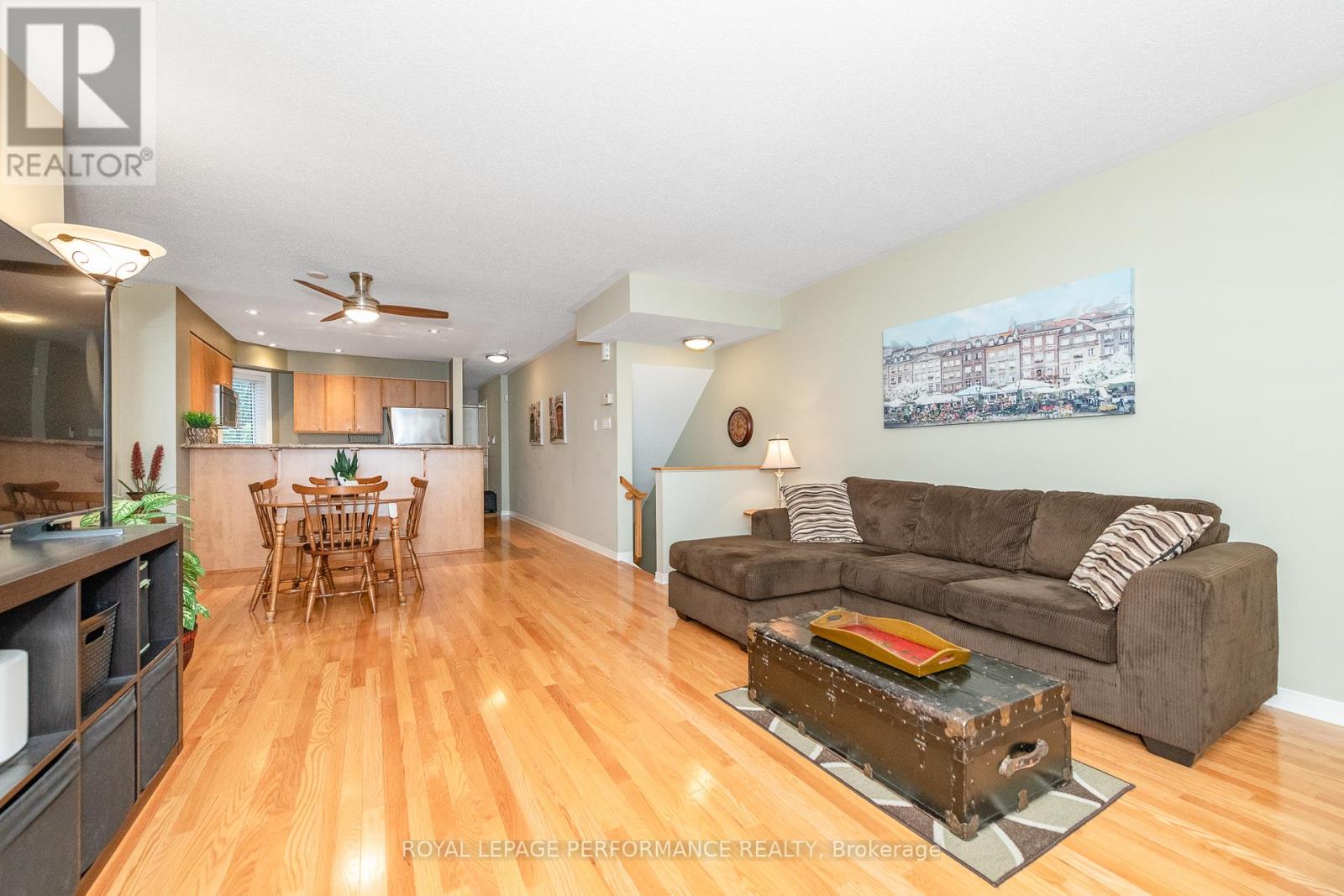 111 Steele Park Private, Ottawa, Ontario  K1J 0J2 - Photo 12 - X13414468