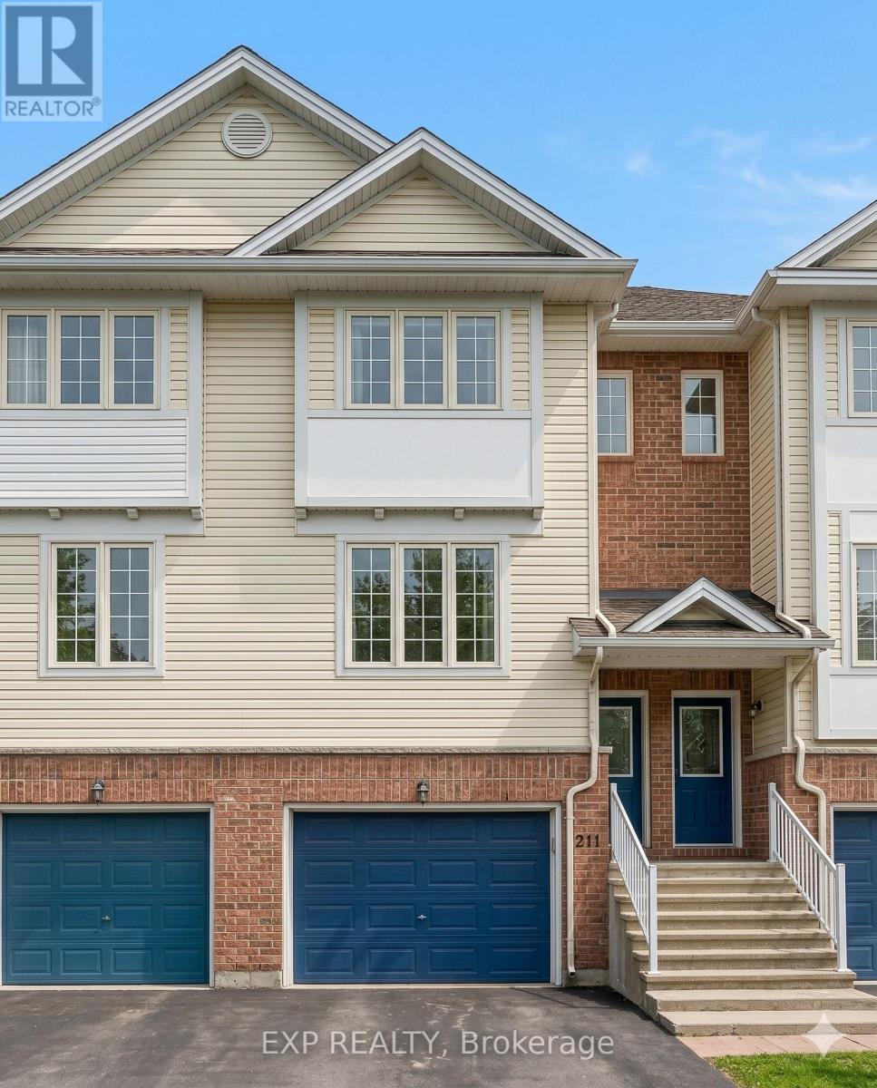 211 Gershwin Private, Ottawa, Ontario  K2H 1G6 - Photo 2 - X13414472