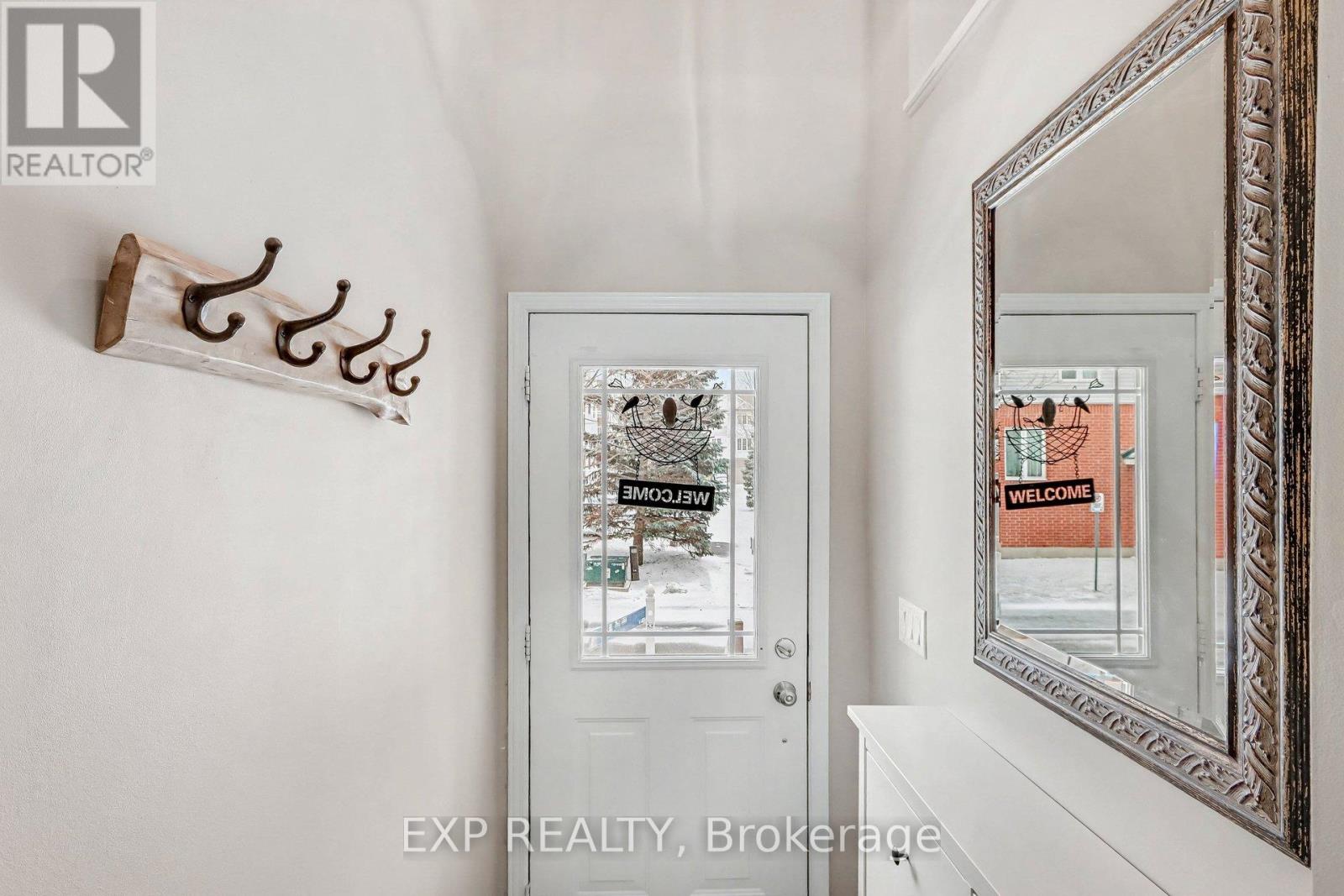 211 Gershwin Private, Ottawa, Ontario  K2H 1G6 - Photo 4 - X13414472