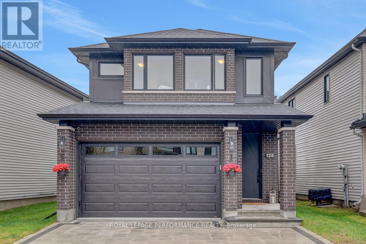 125 Dun Skipper Drive, Ottawa, Ontario  K1X 0G2 - Photo 2 - X13414500