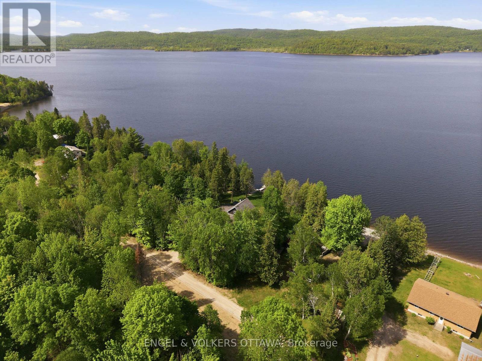 106 Whites Beach Trail, Whitewater Region, Ontario  K0J 2L0 - Photo 43 - X13414564