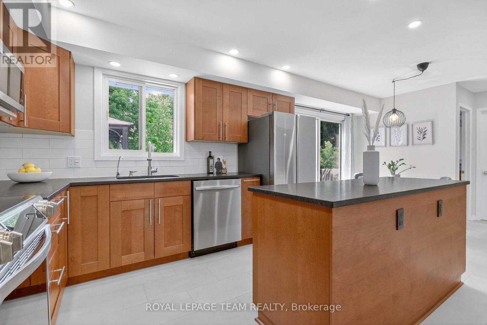 7116 Quinnfield Way, Ottawa, Ontario  K4P 1B6 - Photo 16 - X13414652