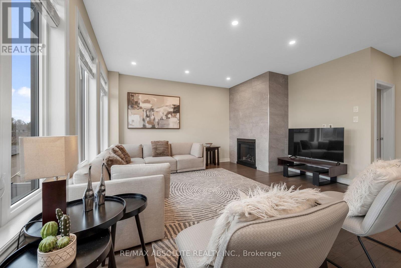 706 Parade Drive, Ottawa, Ontario  K2S 0Z4 - Photo 10 - X13414732