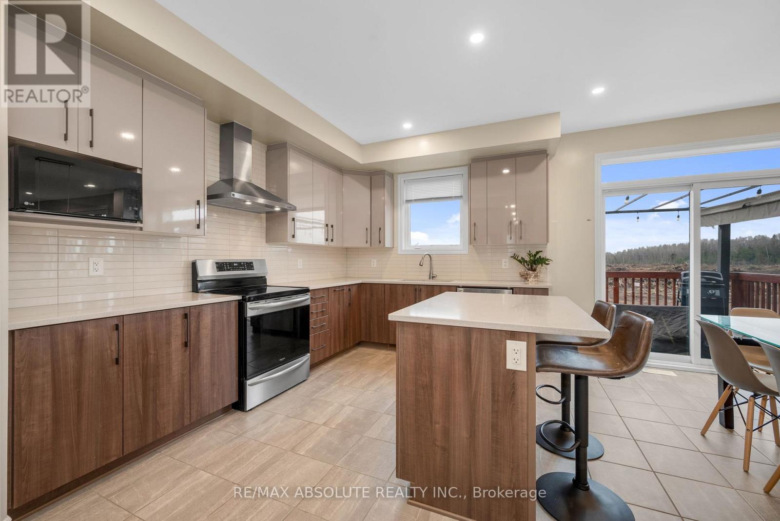 706 Parade Drive, Ottawa, Ontario  K2S 0Z4 - Photo 13 - X13414732