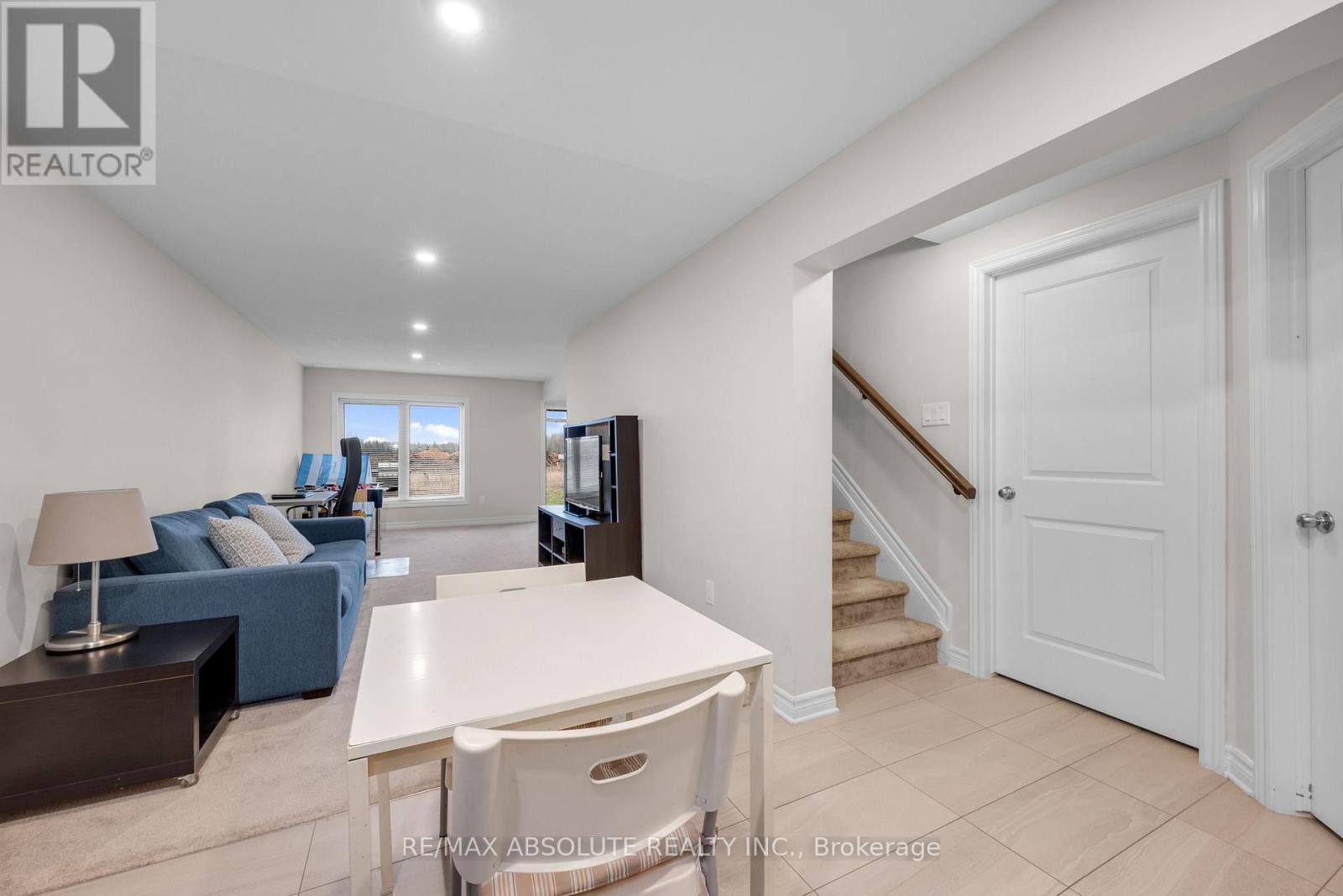 706 Parade Drive, Ottawa, Ontario  K2S 0Z4 - Photo 41 - X13414732