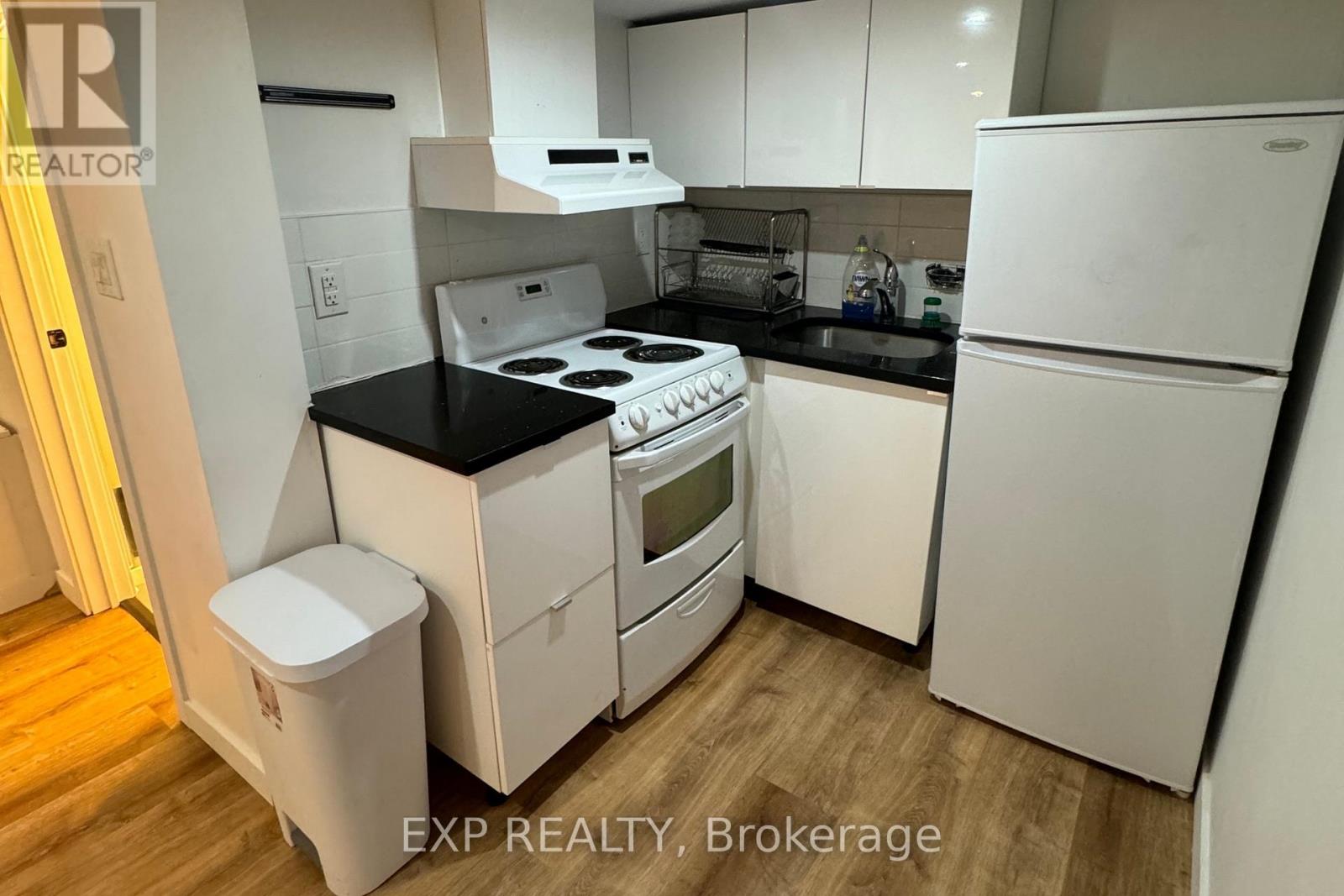 323 Montfort Street, Ottawa, Ontario  K1L 5N5 - Photo 17 - X13414842