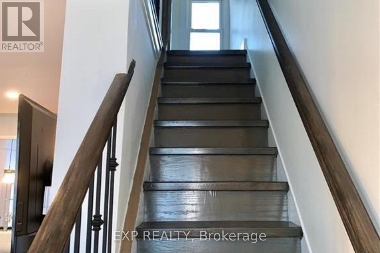 323 Montfort Street, Ottawa, Ontario  K1L 5N5 - Photo 8 - X13414842