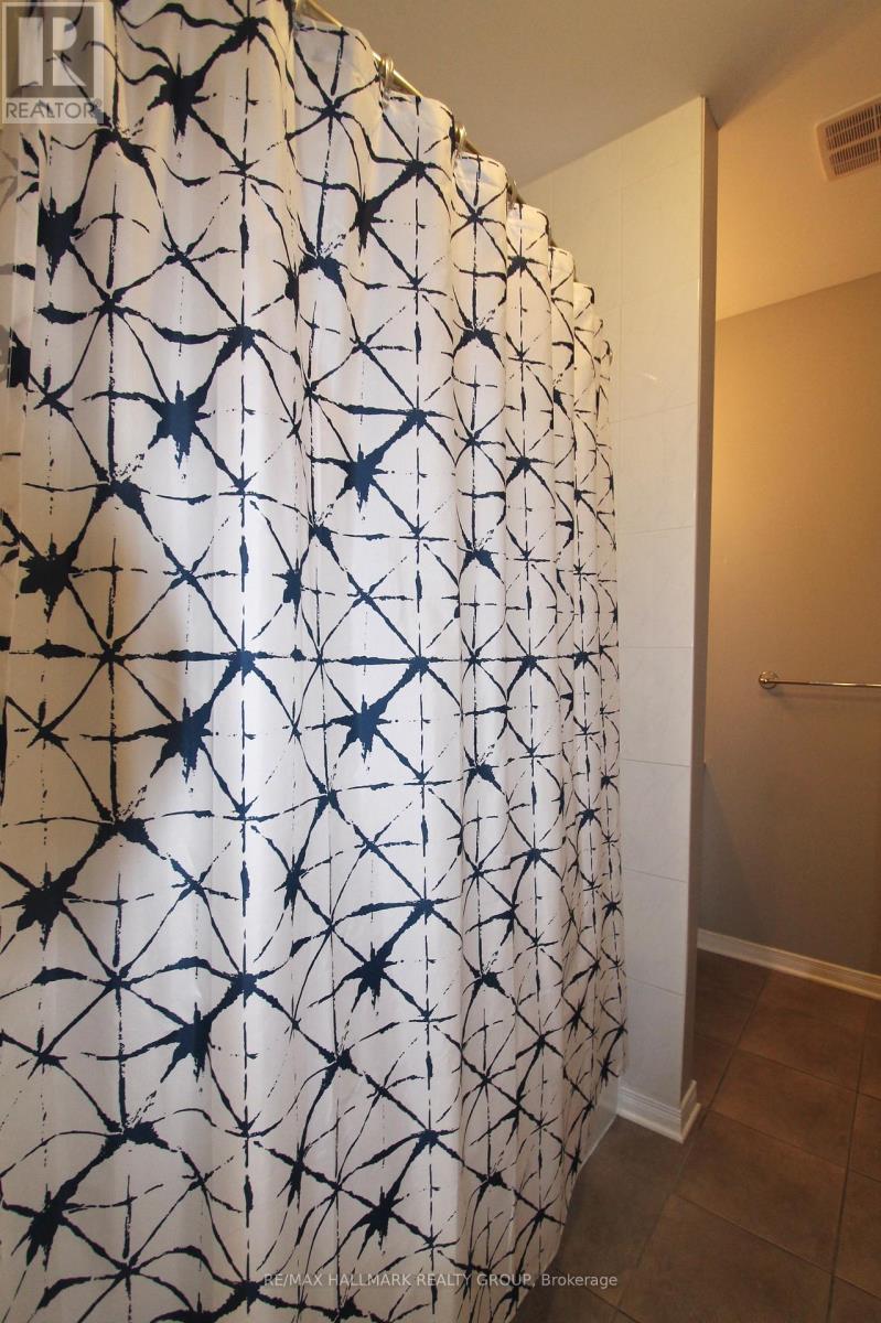 1063 Redtail Private, Ottawa, Ontario  K1J 0B1 - Photo 18 - X13414968