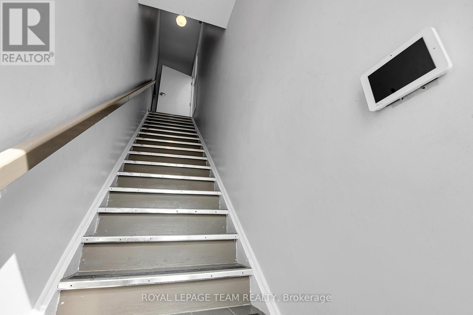 901 Somerset Street, Ottawa, Ontario  K1R 6R9 - Photo 11 - X13415068