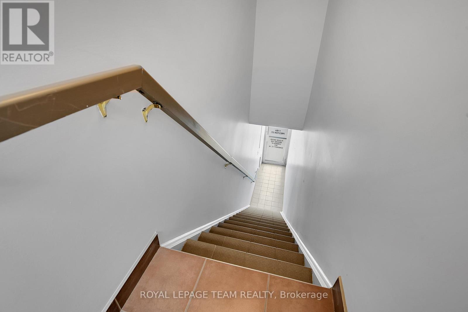 901 Somerset Street, Ottawa, Ontario  K1R 6R9 - Photo 12 - X13415068